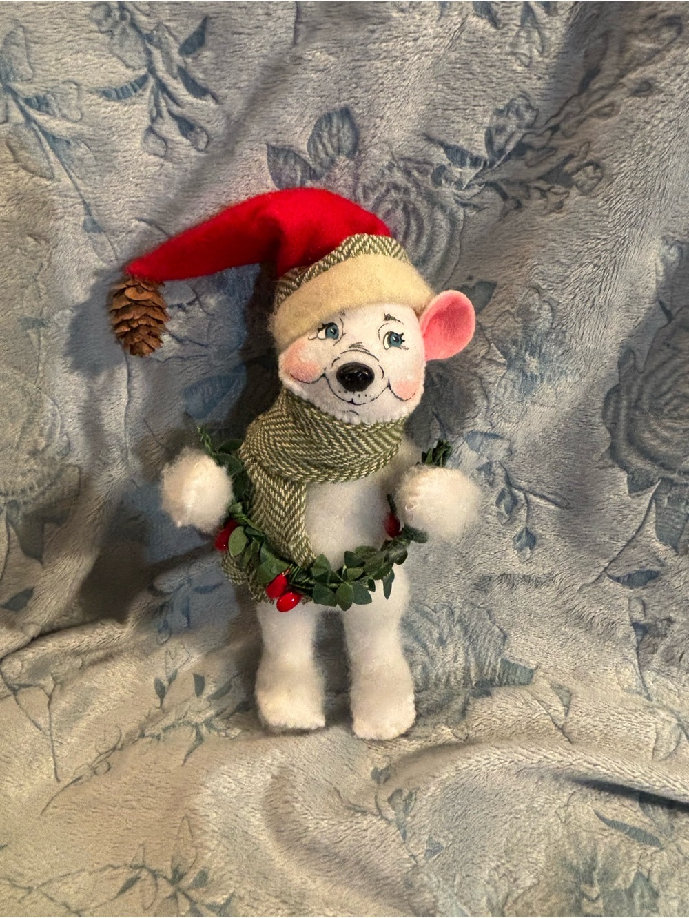 Annalee Festive White Plush Mouse with Red Santa Hat